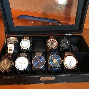 Watch Case with Leather Watch Holders and Lock/Key